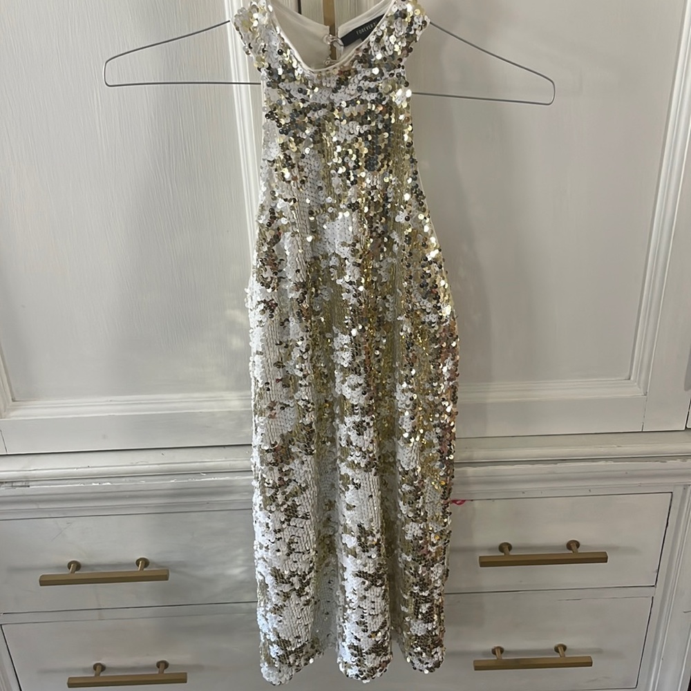 FOREVER 21 DRESS